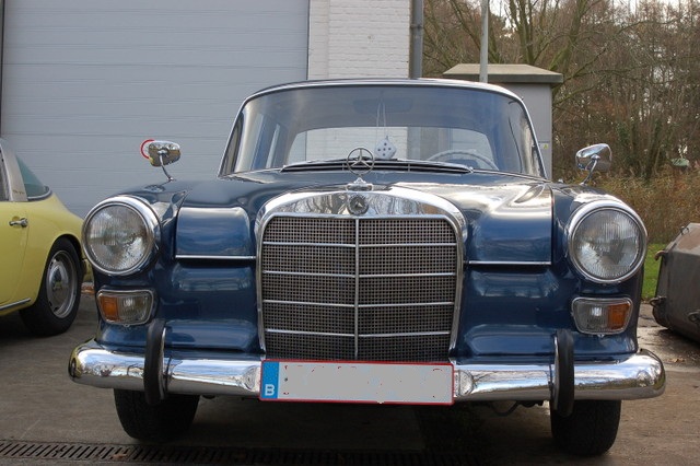 Mercedes200D